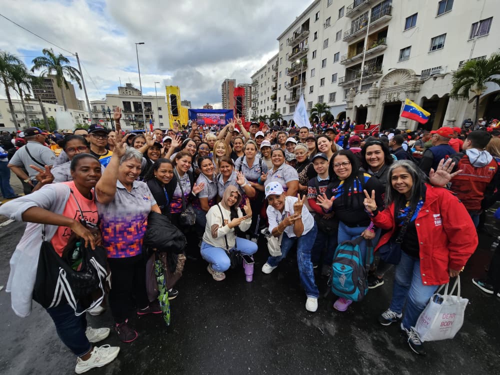 TRABAJADORES DE LA FUNDACIÓN VIVIENDA DEL GOBIERNO DE CARACAS EXIGEN EN LAS CALLES LA LIBERACIÓN DEL PRESIDENTE NICOLÁS MADURO